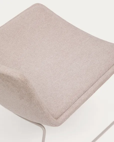 Лаунж-кресло Zahara бежевое с бежевыми ножками