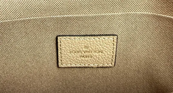 Клатч Louis Vuitton Felicie кремовый/серый