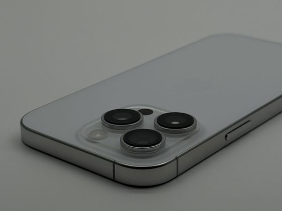 iPhone 16 Pro 256Gb White Titanium