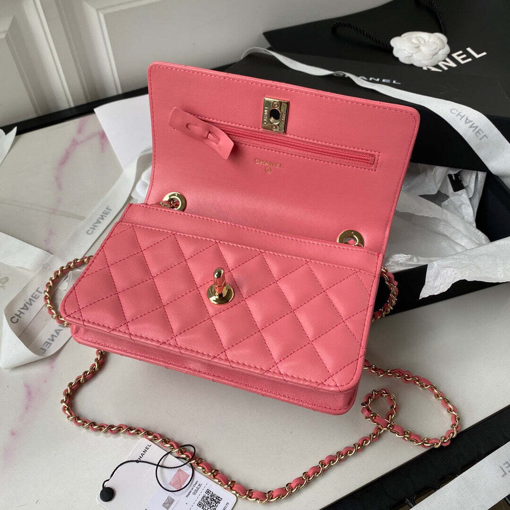 Chanel Woc