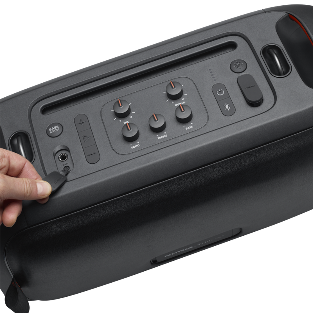 Портативная акустика с подсветкой и микрофоном JBL PartyBox On-The-Go