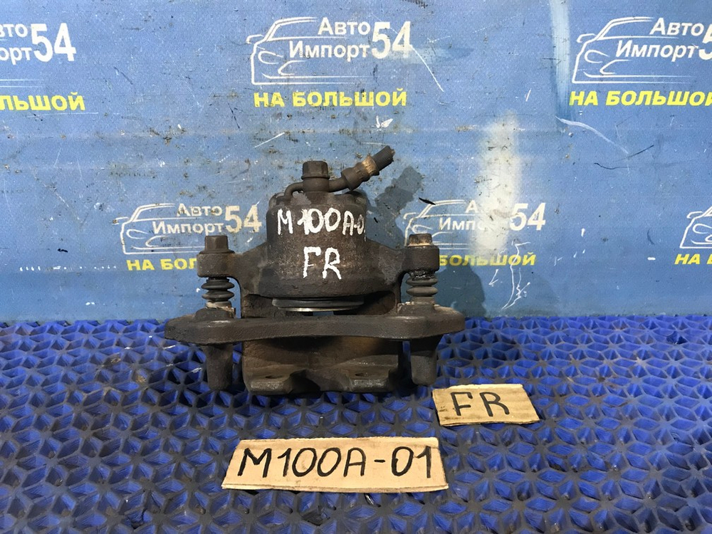 Суппорт тормозной передний правый TOYOTA DUET 2000-2004
