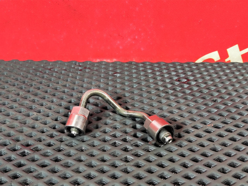 Трубка топливная