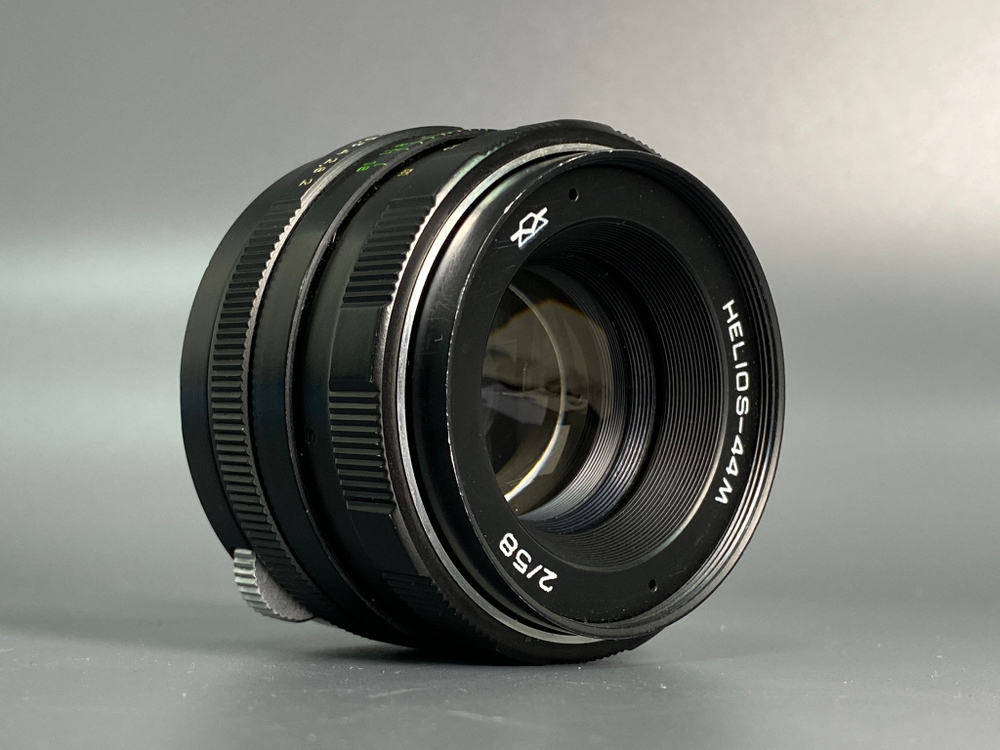 Helios-44M