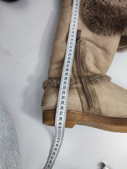 Ботинки светлые зимние 40 размер