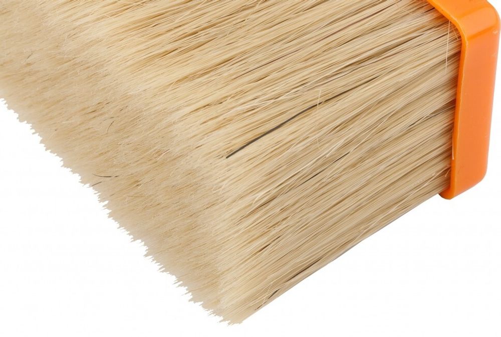 Кисть плоская для фасадных работ, 140х50 мм, натуральная щетина, пластиковая рукоятка// Matrix 83398