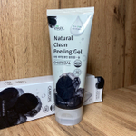 Пилинг-гель для лица Ekel Natural Clean Peeling Gel Charcoal с древесным углем 180 мл