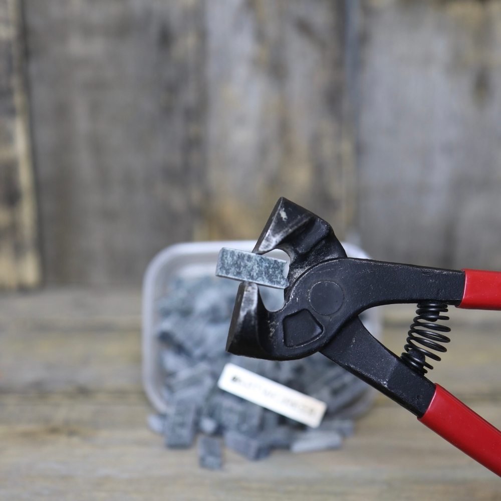 Колотый натуральный камень NS288, 350гр