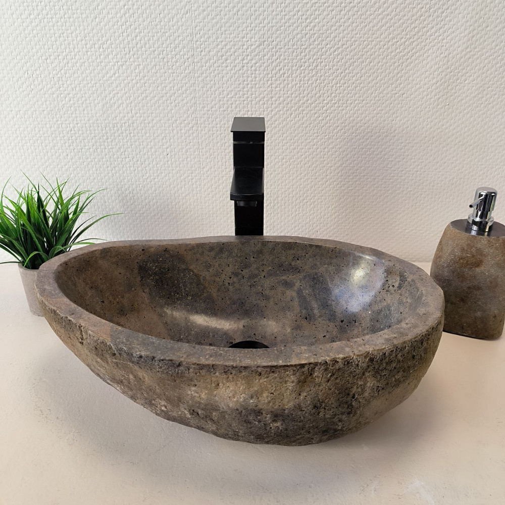 Раковина из речного камня RS-66028 47х31х14 из натурального камня