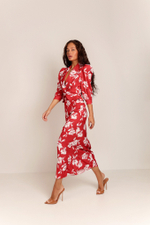 Платье с баской миди