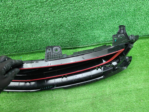 Решетка радиатора Geely Coolray (2019-2023)