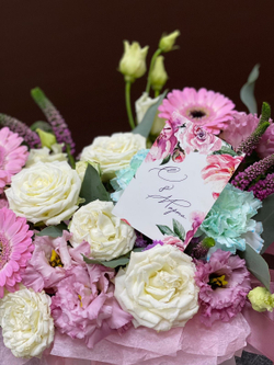 Букет 8 Марта М-33