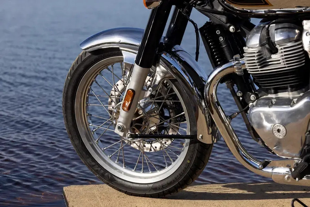 Мотоцикл Royal Enfield Classic 650 Black Chrome