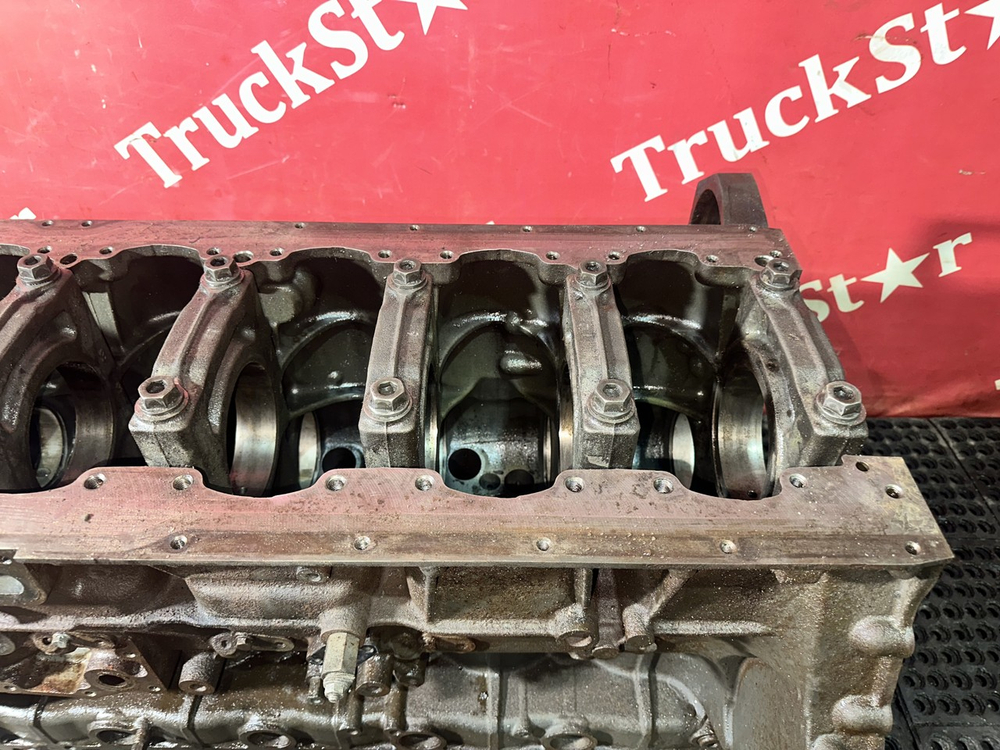 Блок цилиндров двигателя MX340U1 EURO-5