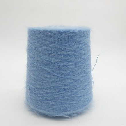 Пряжа Ilaria Aurora  (67% кидмохер, 5% меринос, 28% па) 1000м/100гр, чистое небо