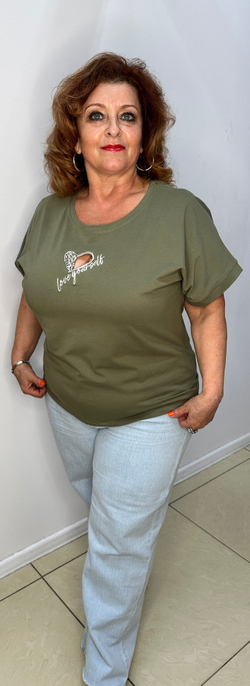 Оливковый блузон-футболка  с "сердцем"