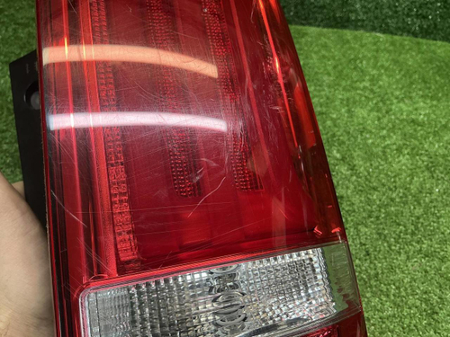 Фонарь правый Mercedes V W447 (2014-н.в.)