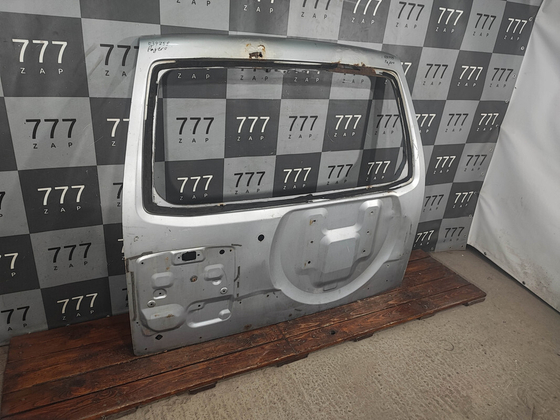 Крышка дверь багажника Mitsubishi Pajero 3 99-06 Б/У Оригинал MN186729