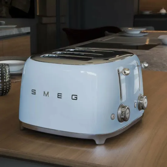 Тостер SMEG TSF03PBEU, пастельный голубой