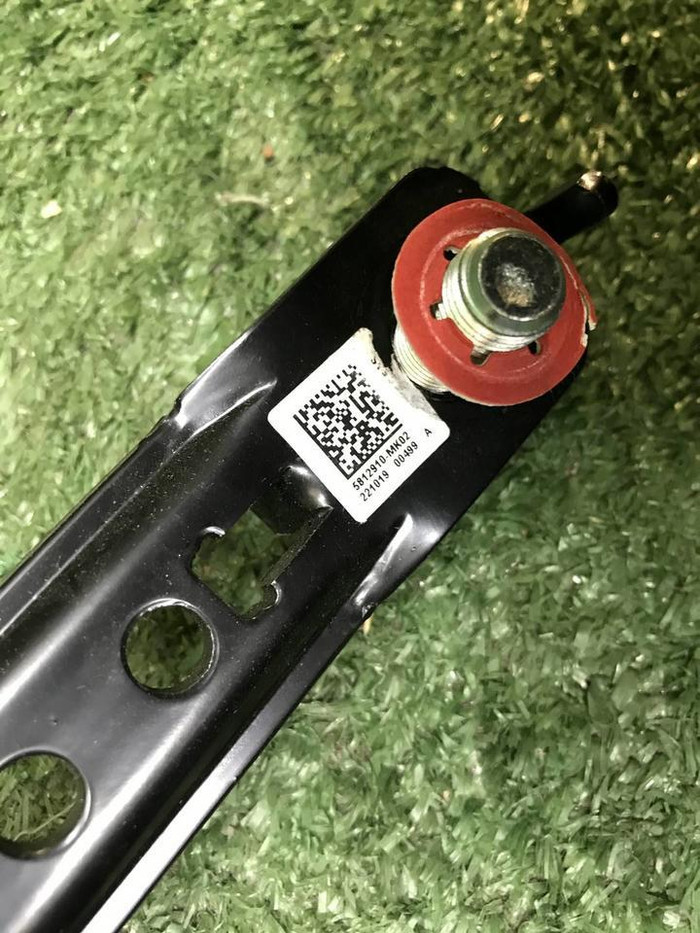 Ремень безопасности Комплект Changan Uni-T (20-нв)