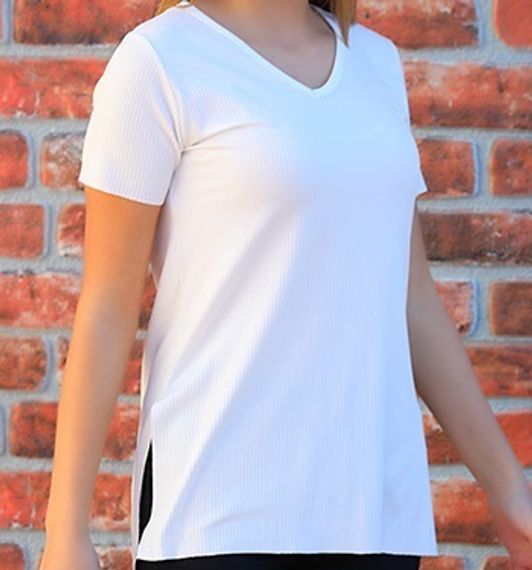 Qadın üçün kənarları yarıq, bej rəng köynək 10051012