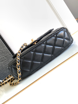 Chanel Bag 23 cm