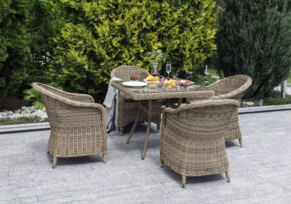 "Фредо" обеденная группа из искусственного ротанга, цвет соломенный