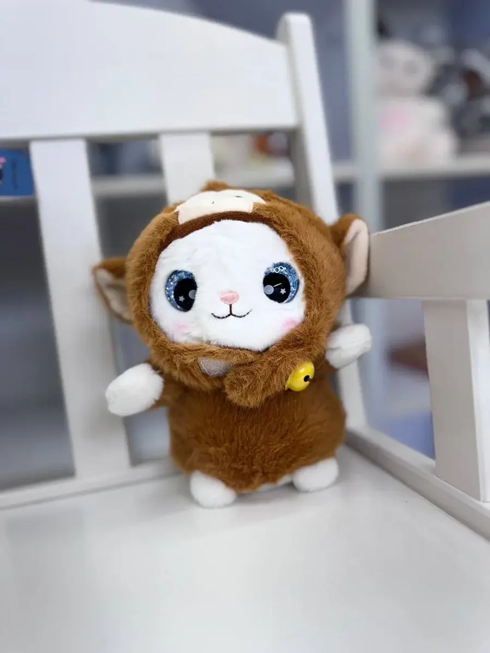Мягкая игрушка Котенок в костюме случайный цвет 18 см