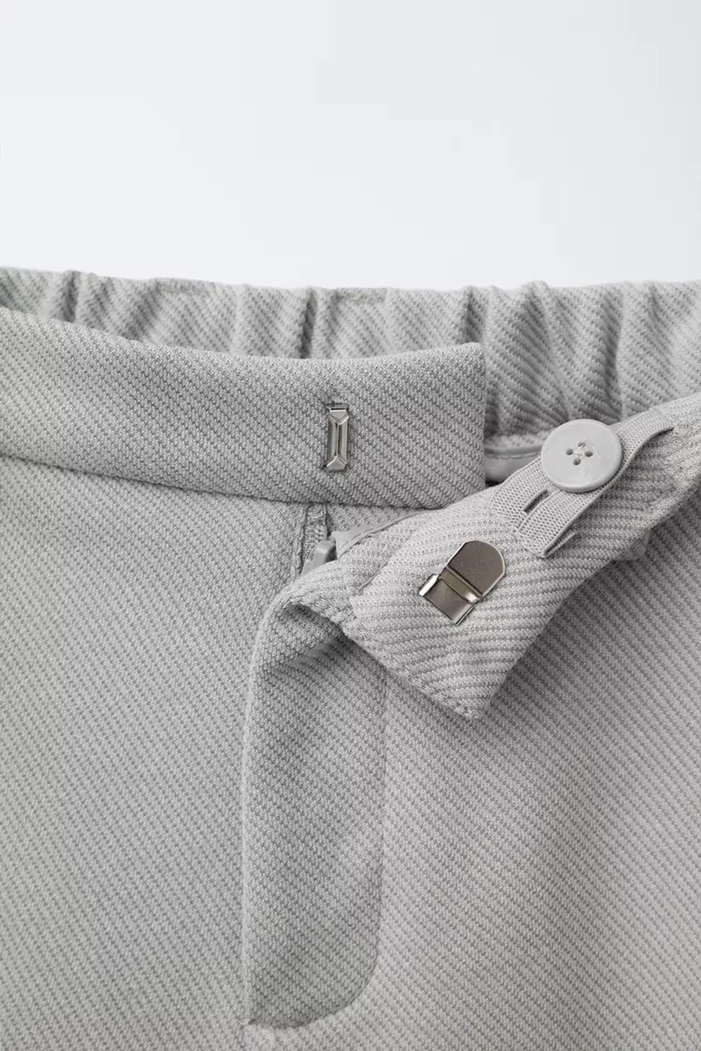 ZARA КОСТЮМНЫЕ БРЮКИ КОМФОРТНОЙ ПОСАДКИ, СИНЕВАТЫЙ