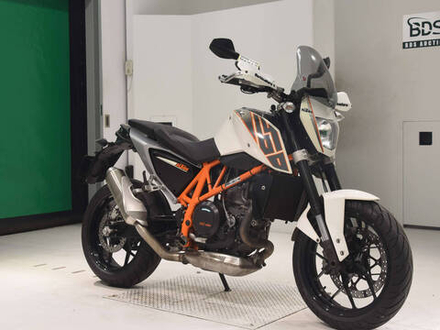 KTM 690 Duke