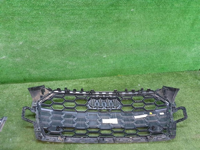 Решетка радиатора Audi A5 2 8W (2019-н.в.)