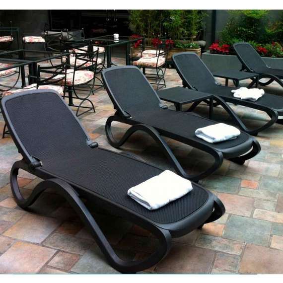 Шезлонг Omega черный