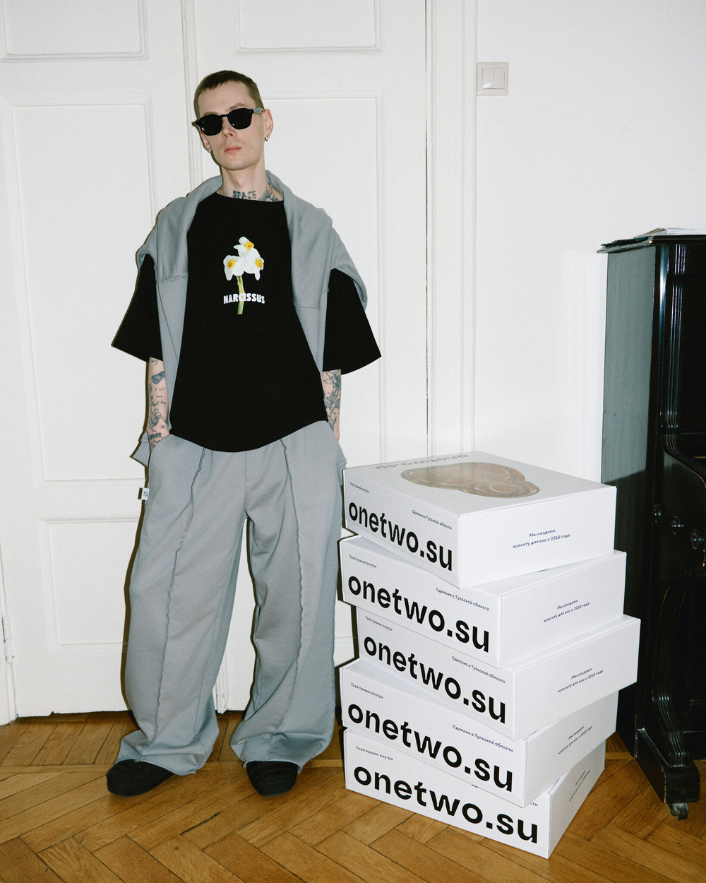 T-shirt NARCISSUS Black