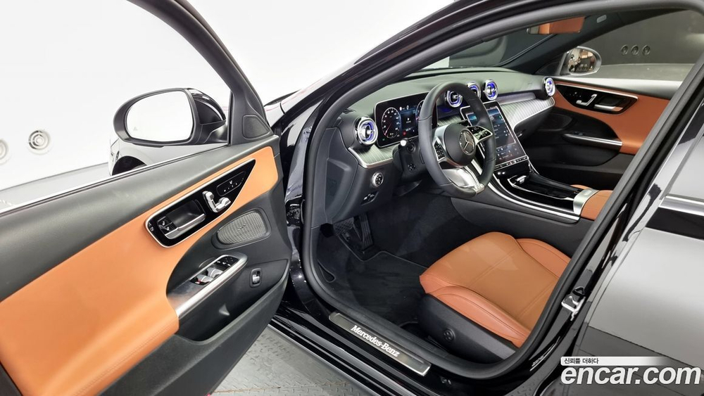 Mercedes-Benz C-Class W206 C300 4MATIC Avangarde (02.2023)