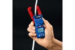 Цифровые токовые клещи ЗУБР ТК200 59828