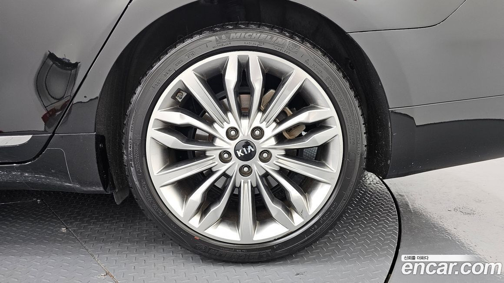Kia K7 (Cadenza) Premier 2.5 GDI X Editions (03.2020)