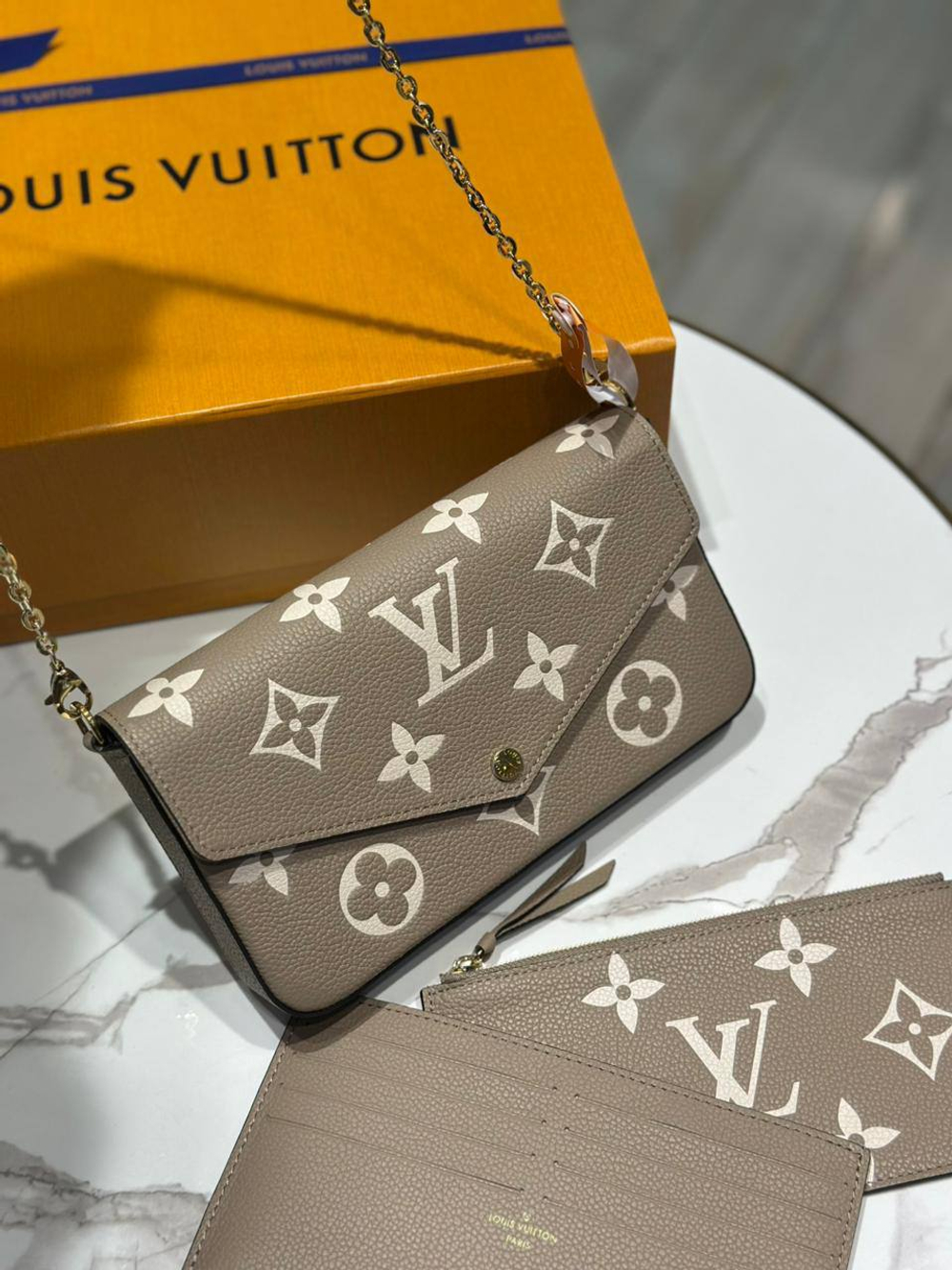 Сумка Louis Vuitton