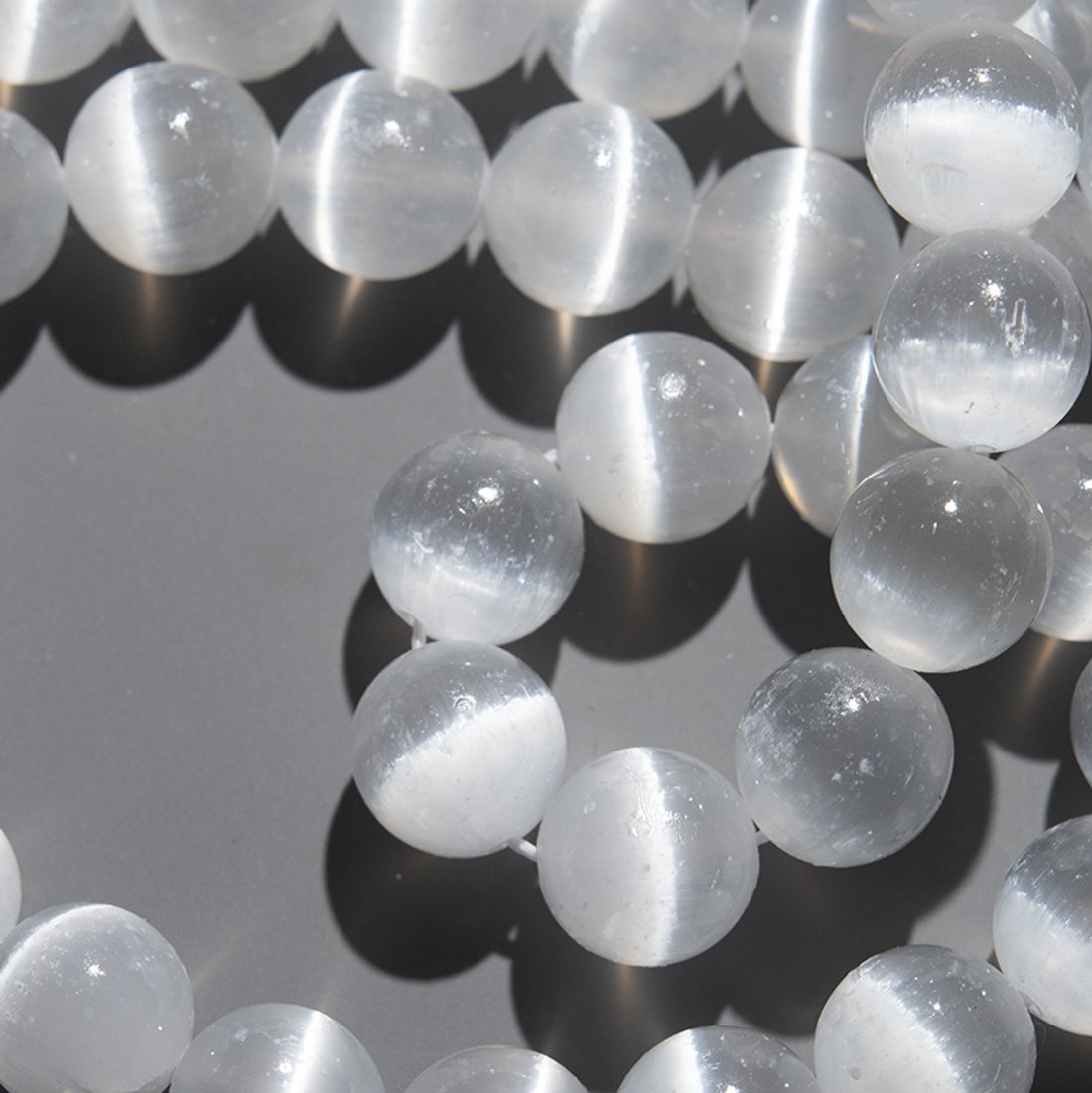 Селенит натуральный, шар, 12,3мм