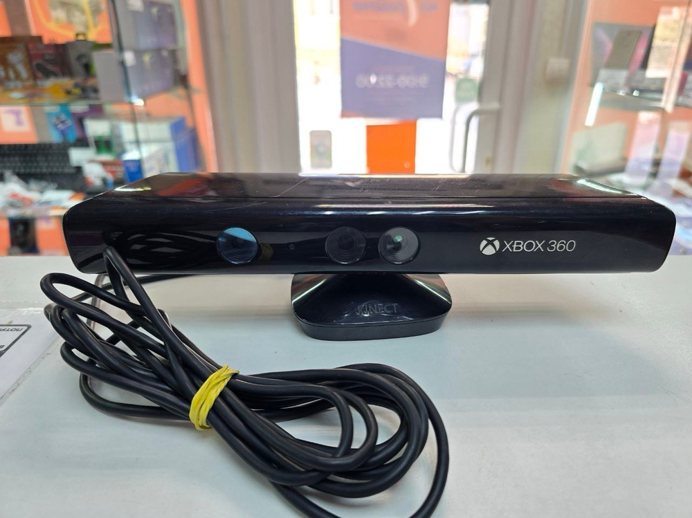 Игровая приставка Xbox 360e 500gb 2 джостика 20 игр