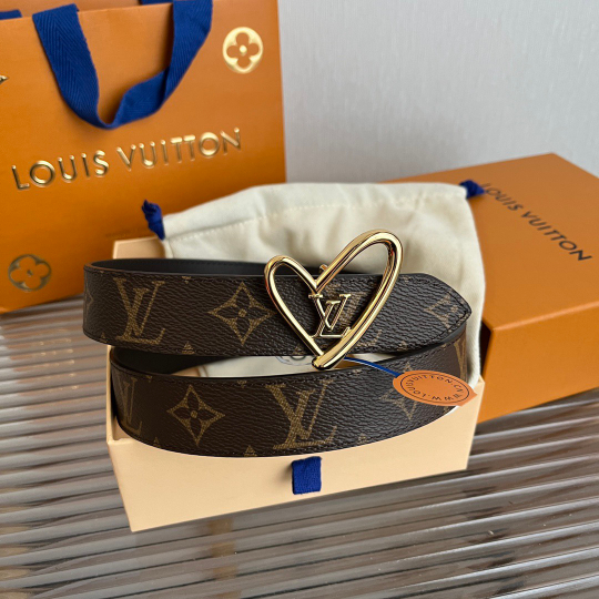 Ремень двухсторонний с узором