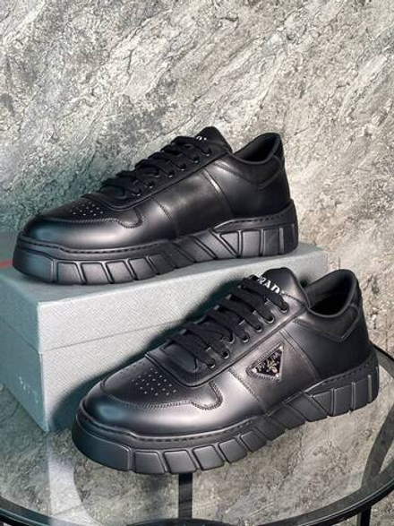 Кроссовки Prada