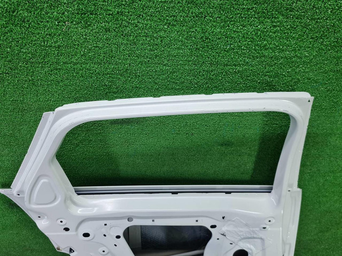 Дверь задняя левая Jaguar F-Pace (2016-н.в.)