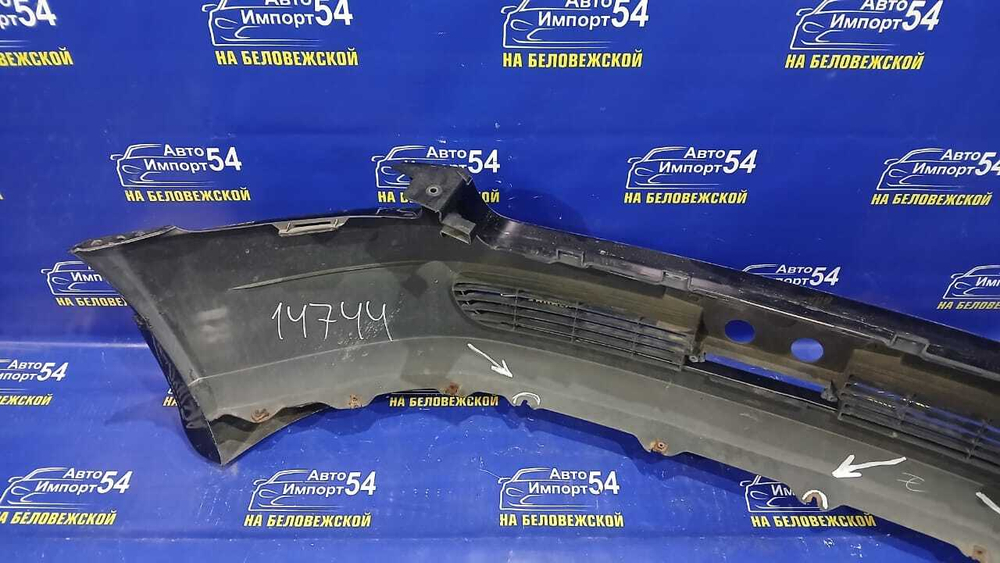 Бампер передний NISSAN STAGEA 2001-2004