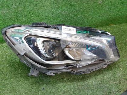 Битая Фара правая Mercedes CLA C117 (2016-2019) LED