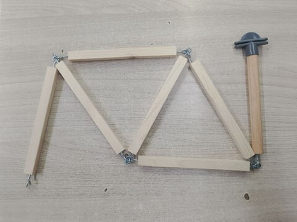 ДАРЭЛЕНД Жердочка для птиц Пирамида малая, 24,5 см