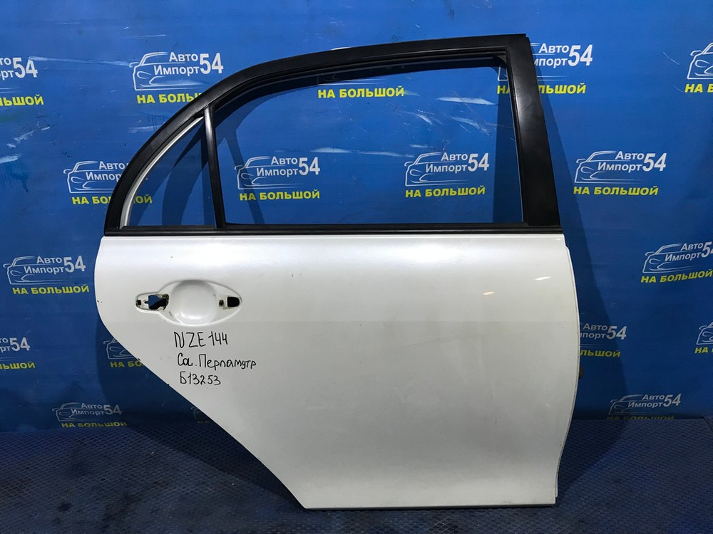 Дверь задняя правая TOYOTA COROLLA AXIO 2006-2012