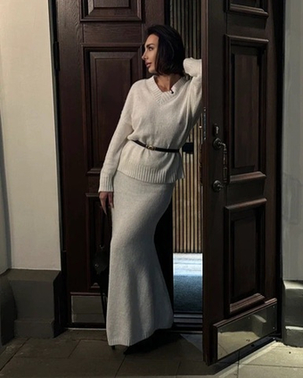 Костюм "Теплая нежность" с юбкой в молочном оттенке