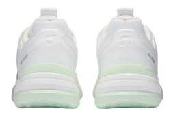 Женские Кроссовки теннисные On The Roger Clubhouse Pro - белый