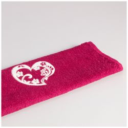 ПОЛОТЕНЦЕ "ОБОЖАЕМАЯ БАБУЛЯ" ,40Х70СМ МАХРА ,БОРДОВЫЙ,ВЫШИВКА,100% Х\Б 400ГР\М