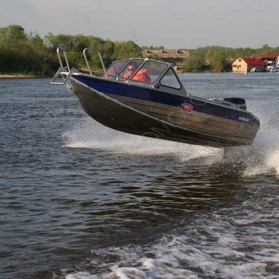 Алюминиевая моторная лодка RusBoat 47